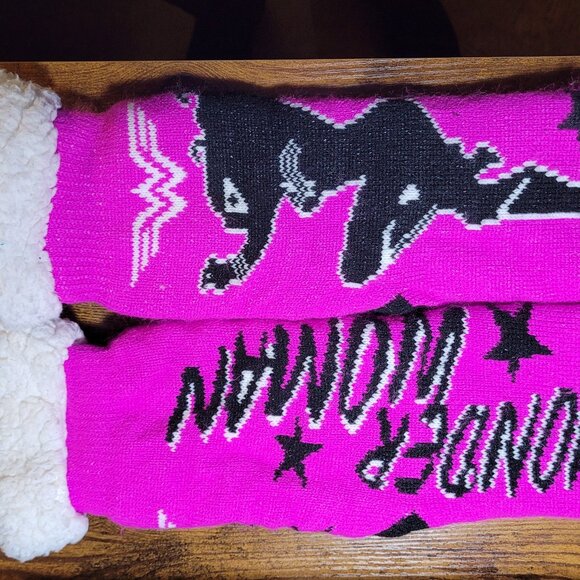 Wonder Woman Accessories - Wonder Woman Hot Pink Slipper Sock Booties OS Fits Most